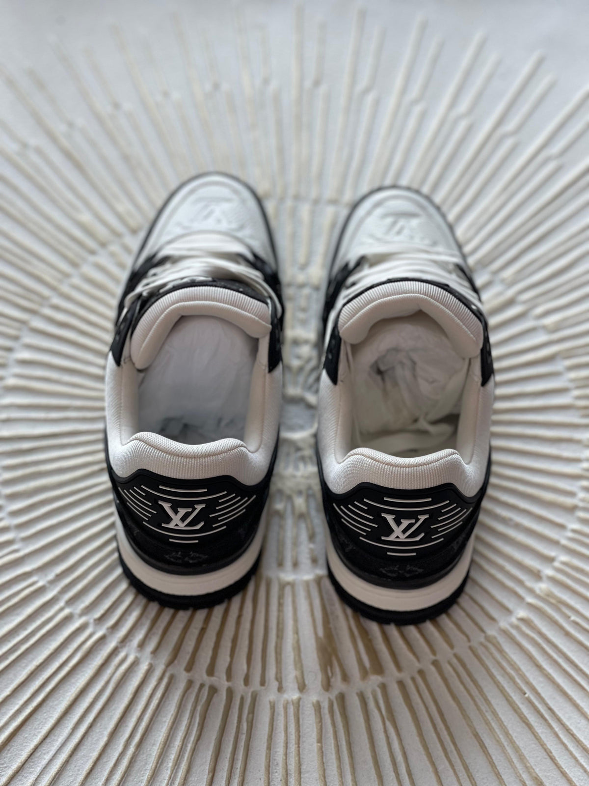 Louis Vuitton LV Trainers – Black