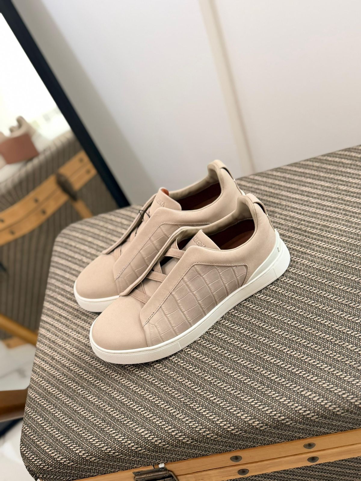Premium luxury Zegna triple stitch Light brown crocodile