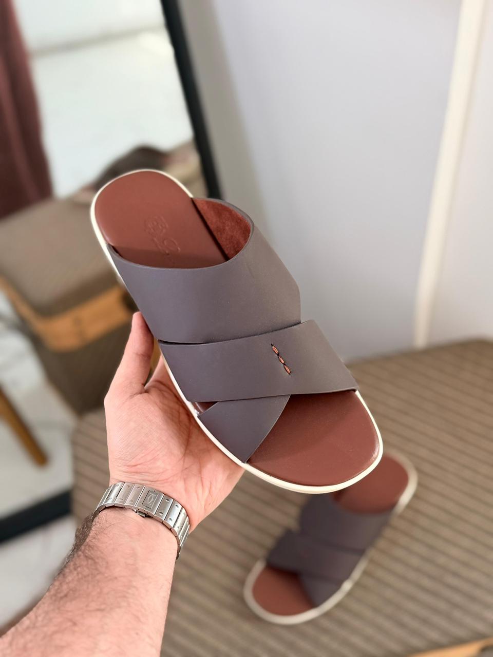 Loro Piana Palm Sandal soft, natural plonge leather Brown