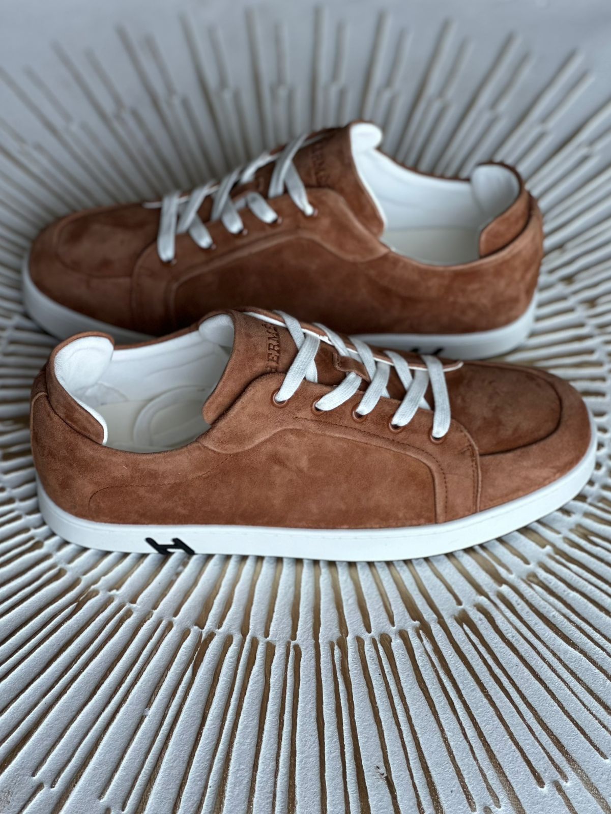 Hermès Kid Sneaker in Beige/Natural – Minimalist Men’s Leather Sneakers