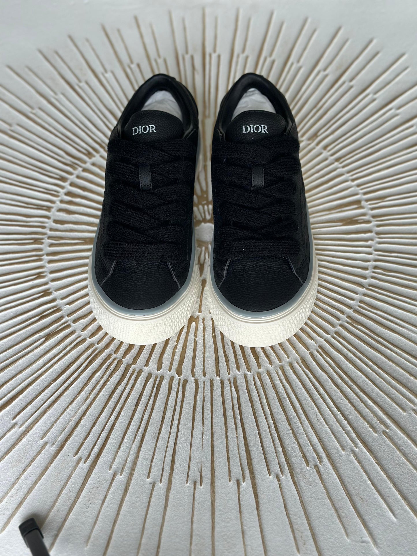 Sneaker B33 Spin – Black Grained Calfskin & Black Dior Gravity Leather (Limited Edition)