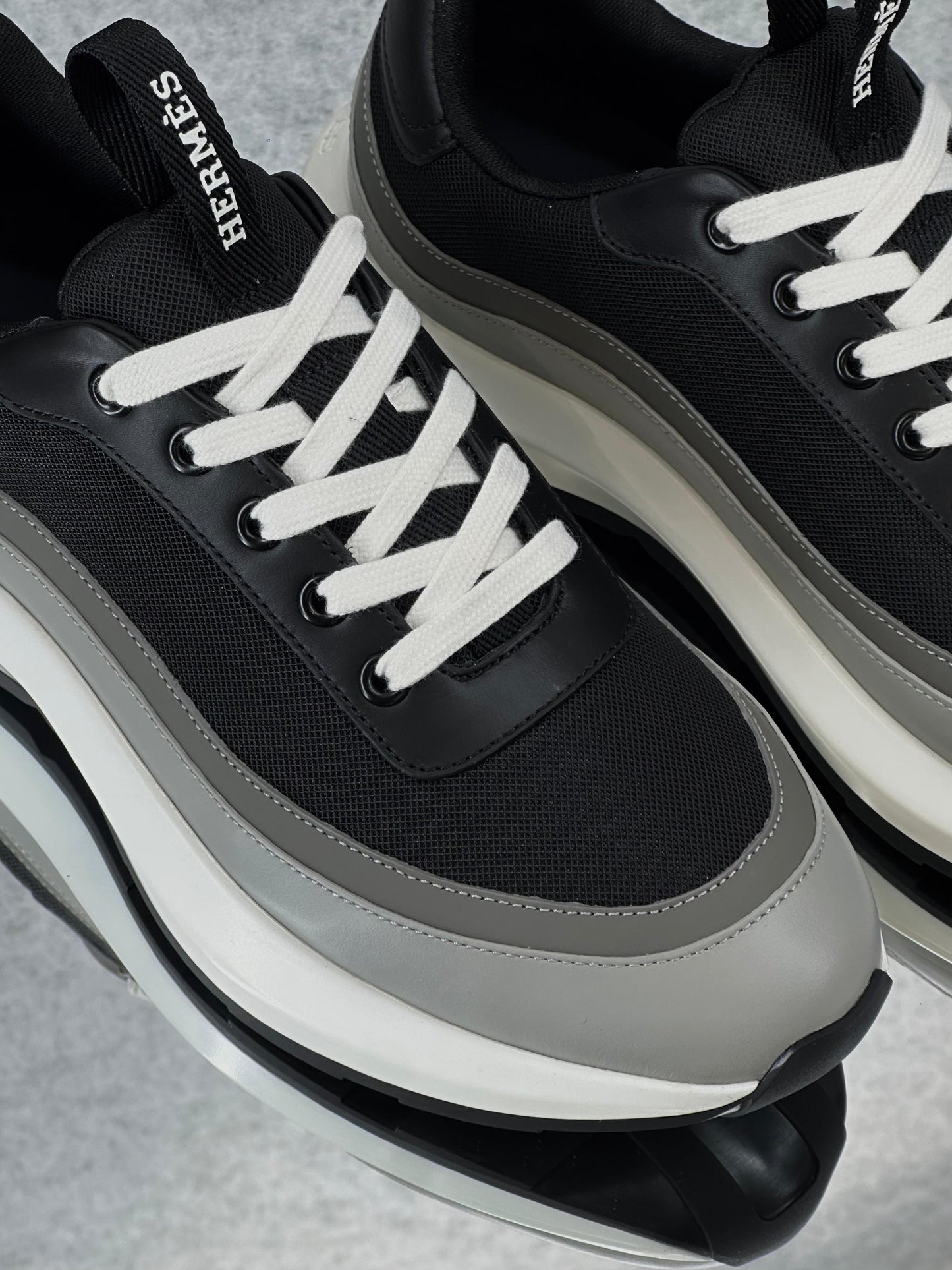 Hermès Gramme sneaker calfskin construction