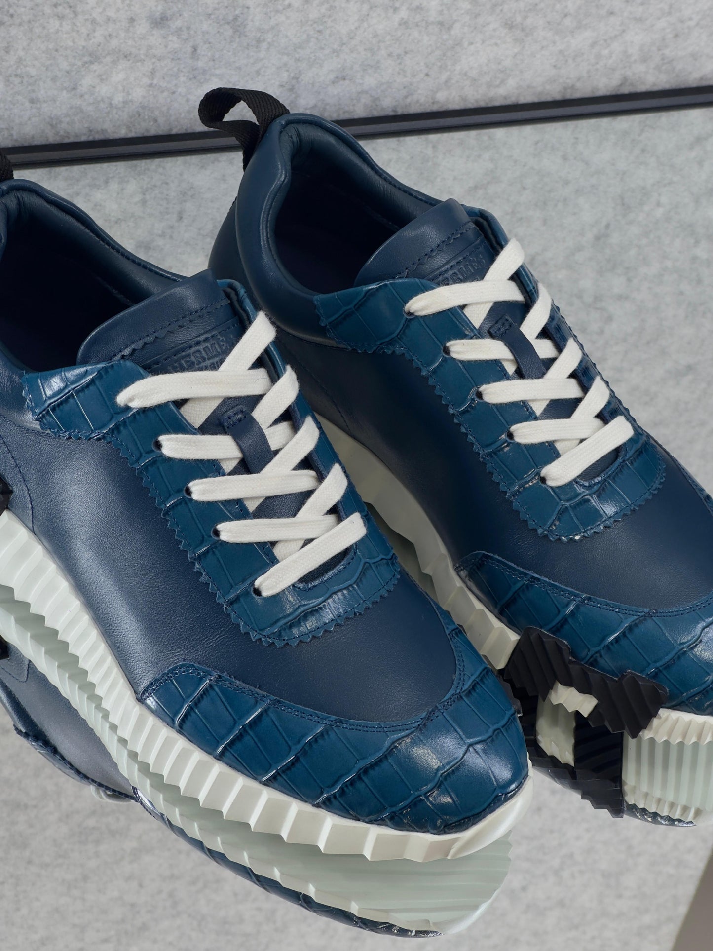 Hermes
Bouncing Sneaker Calfskin Crocodile