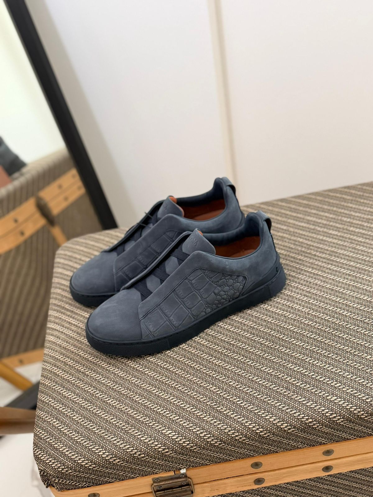 Premium luxury Zegna triple stitch crocodile