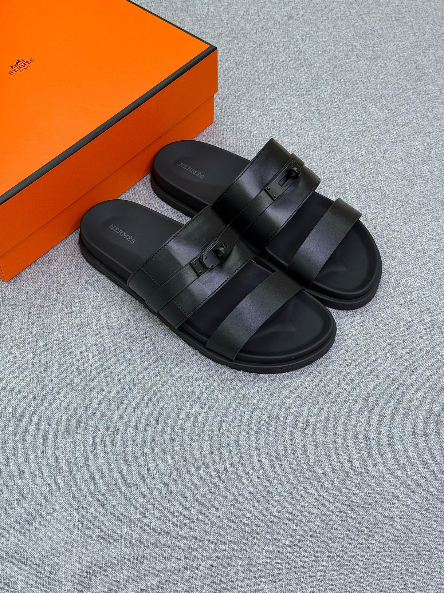 Hermès Jackson sandal calfskin rubber sole leather