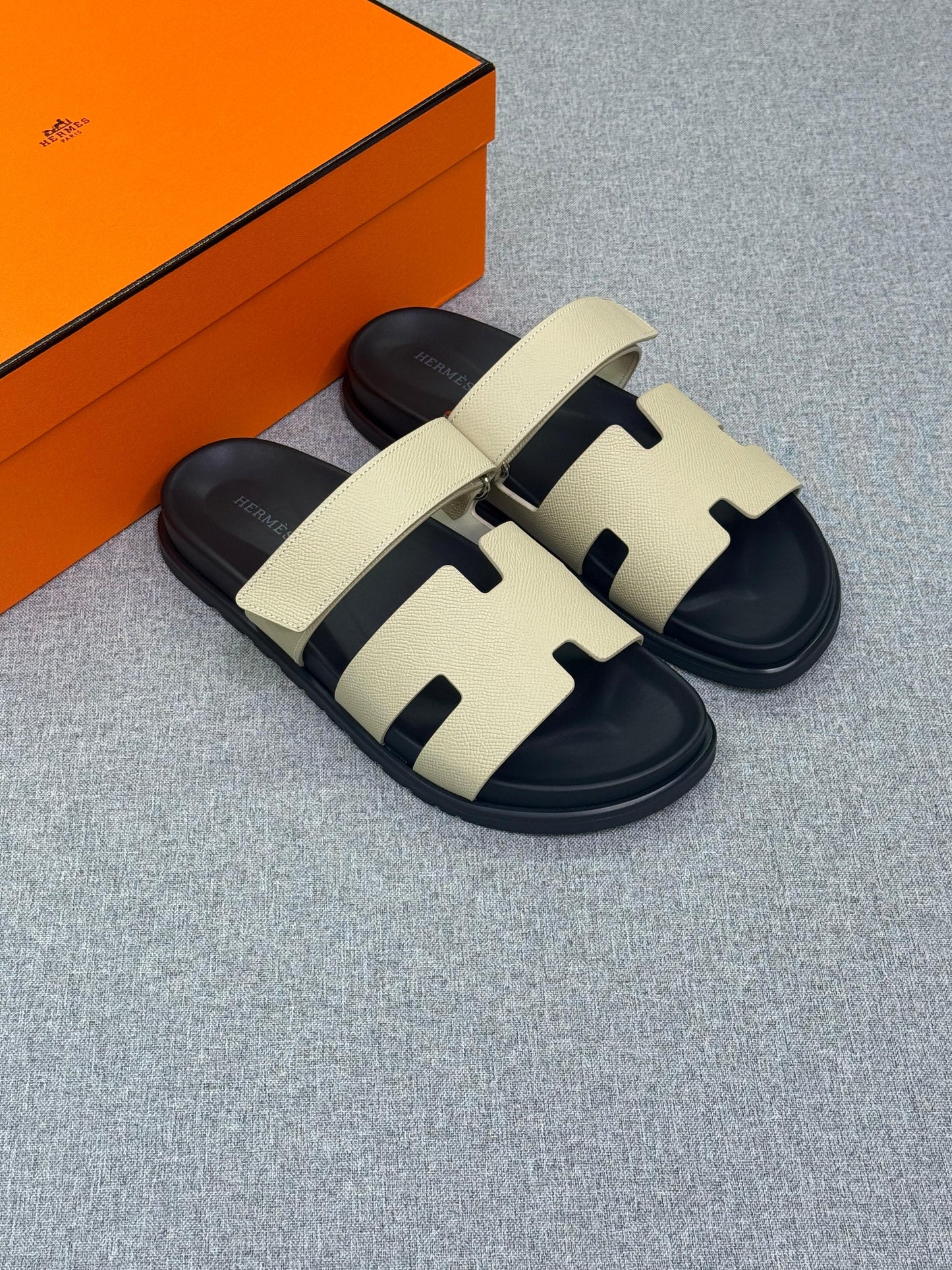 Hermès Chypre sandal, a men's techno-sandal anatomical rubber sole and an adjustable strap.