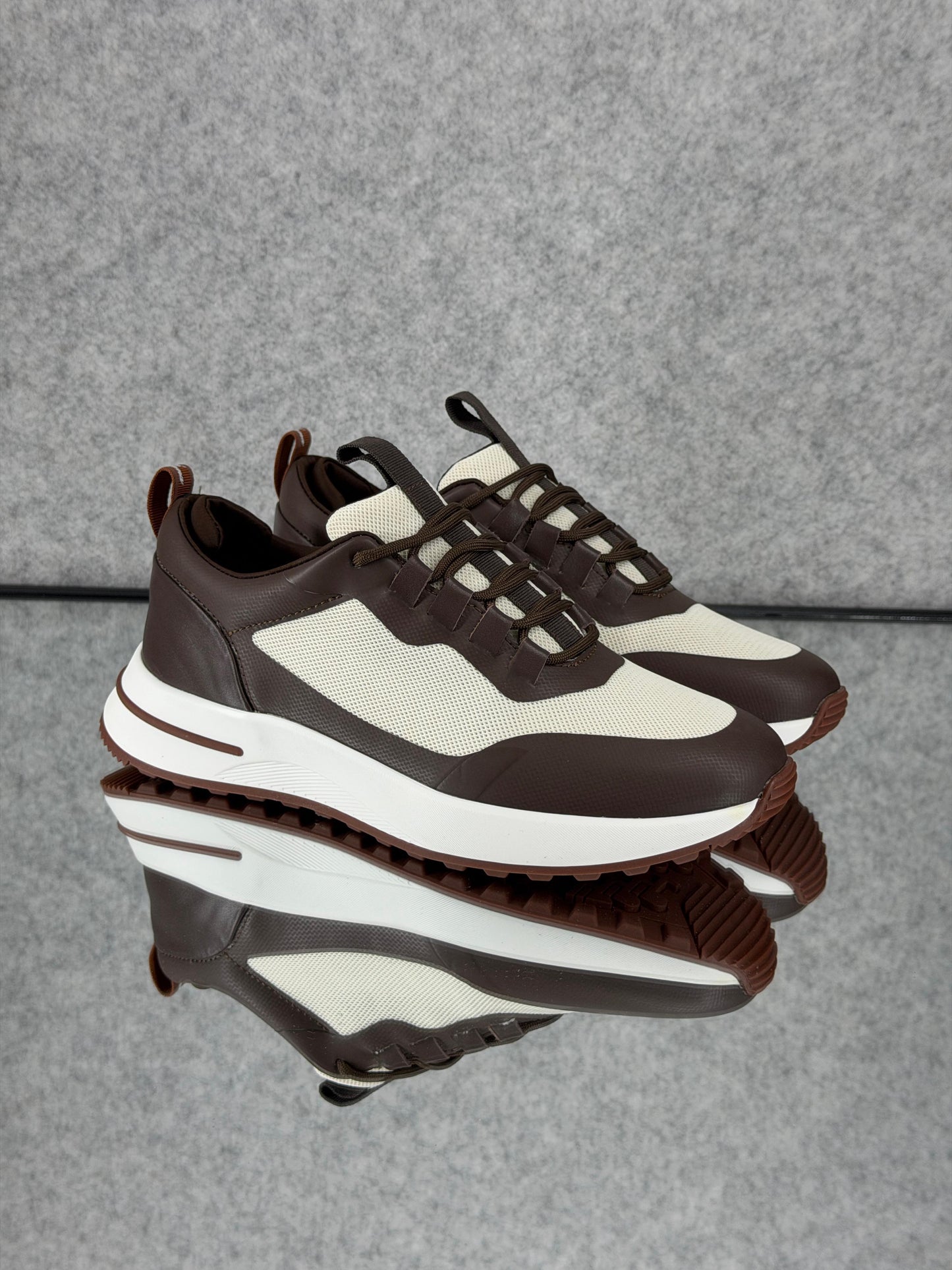 Loro Piana Week End Walk Brown White