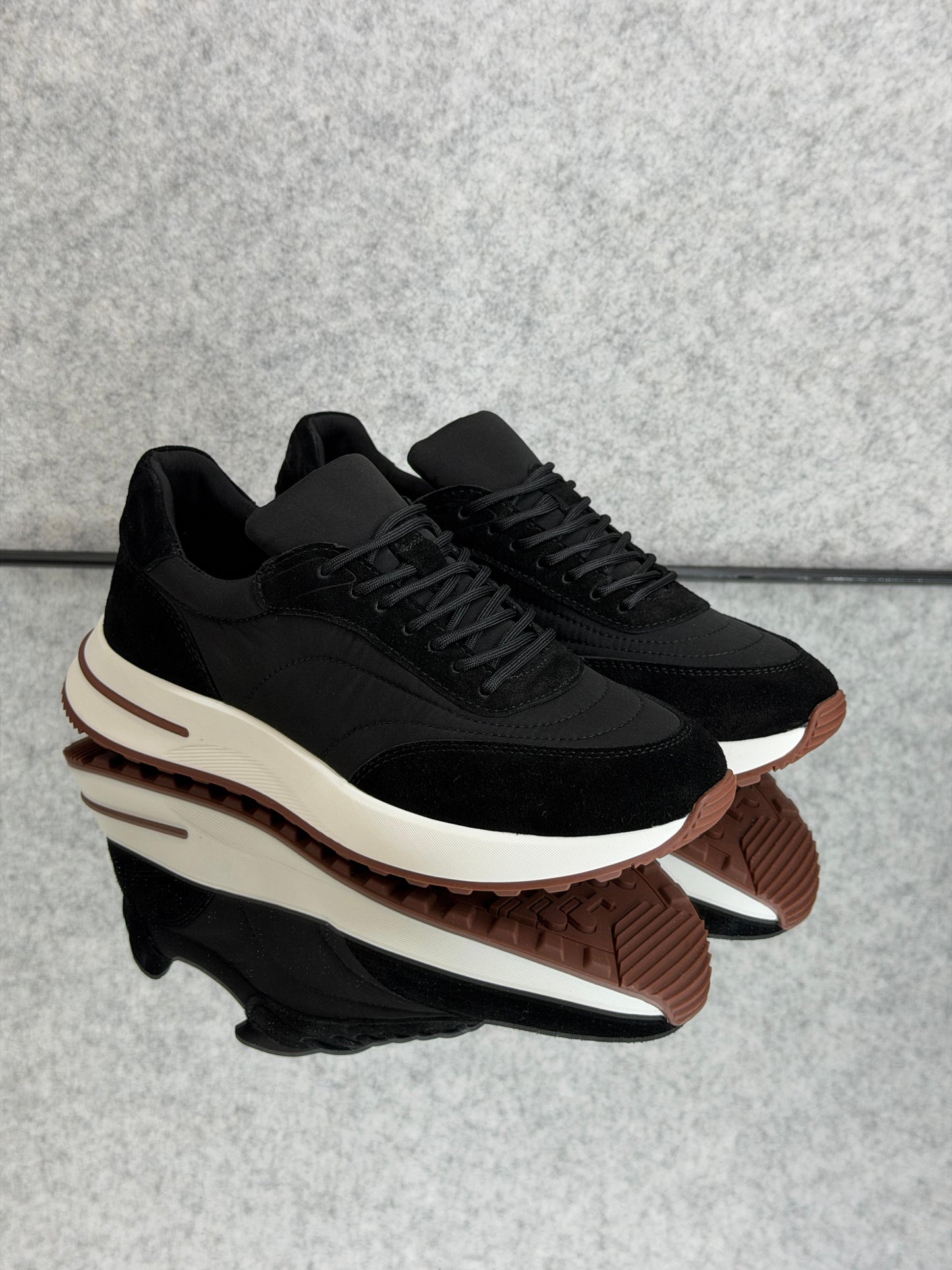 Loro Piana Week End Walk black
